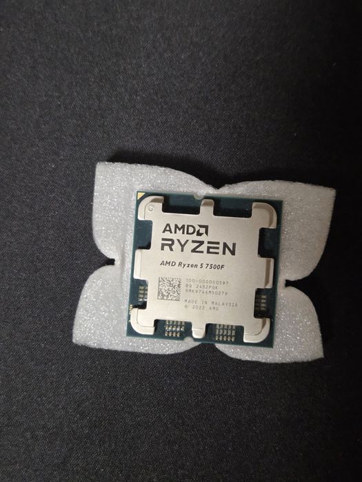 AMD Ryzen 5 7500F