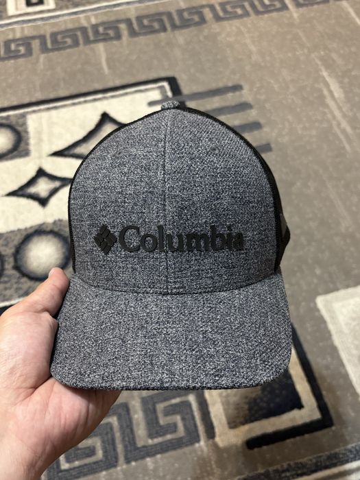 Продам бейсболку  Columbia
