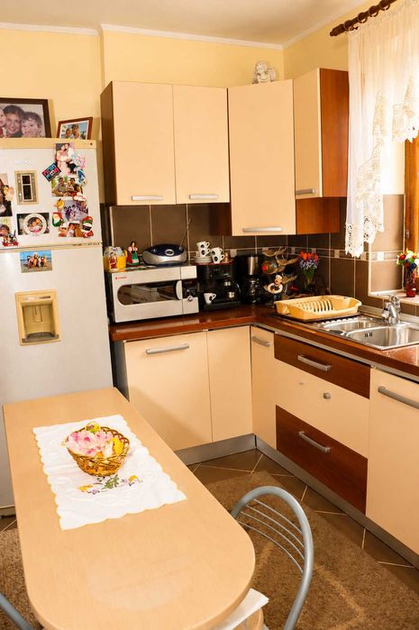 Casă/Vila Ultracentral Pașcani – Pe colț – Ideal Business sau Locuință -Mobilată/Utilată