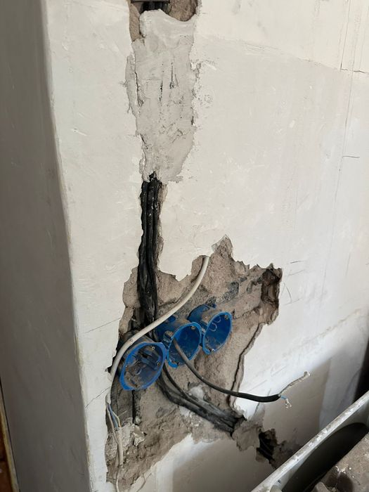 Сантехник электрик.