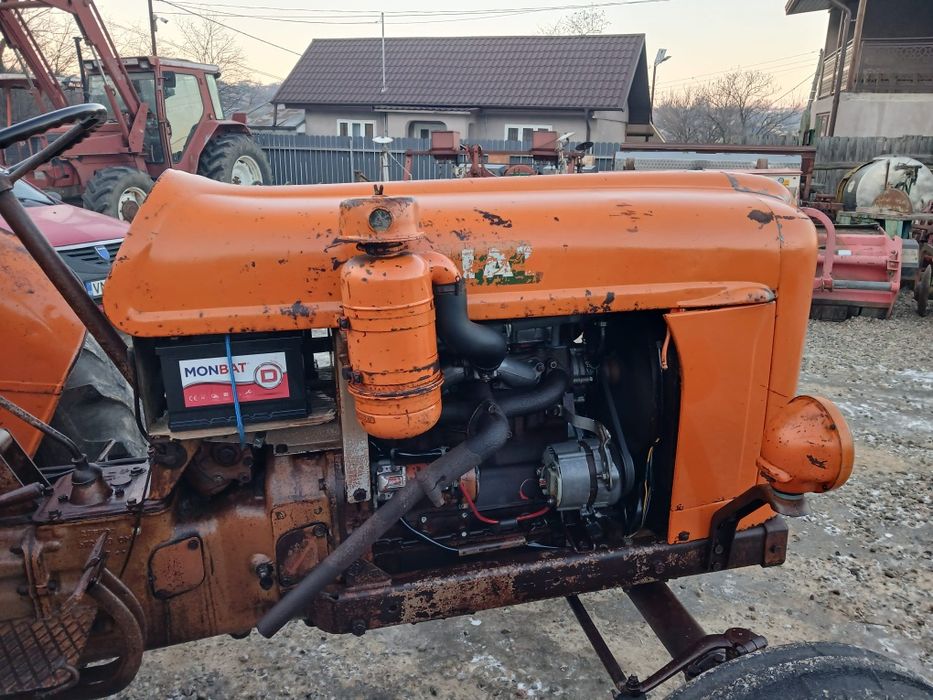 Vând tractor fiat 312 35 cp