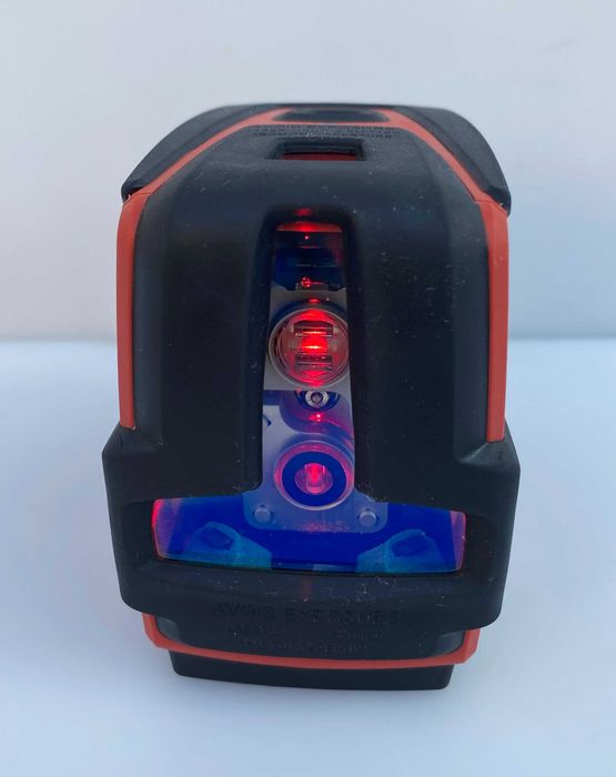 HiLTi PMC 46 - Точков линеен лазер перфектен!