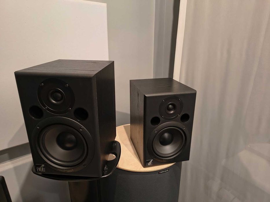 Monitoare studio Event TR6. Impecabile.