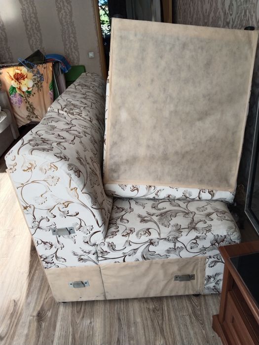 Продам угловой диван