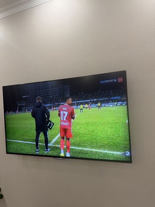 Телевизор LG HDTV 139 см