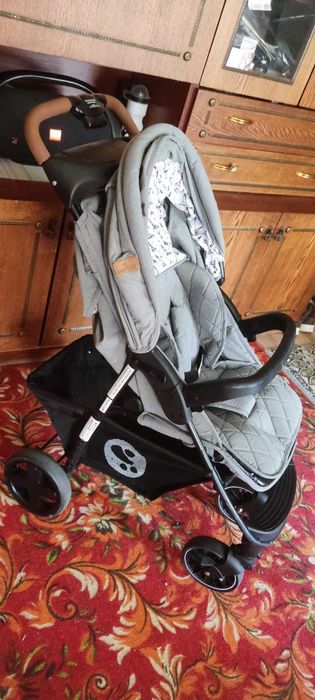 Продам детскую коляску