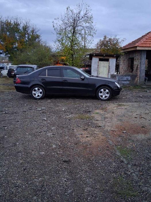 На Части Mercedes E270 CDI