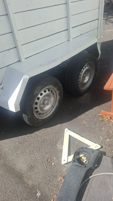Коневозка двух осьная