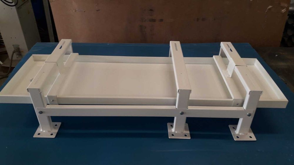 Стойка и кондензна тава за термопомпа