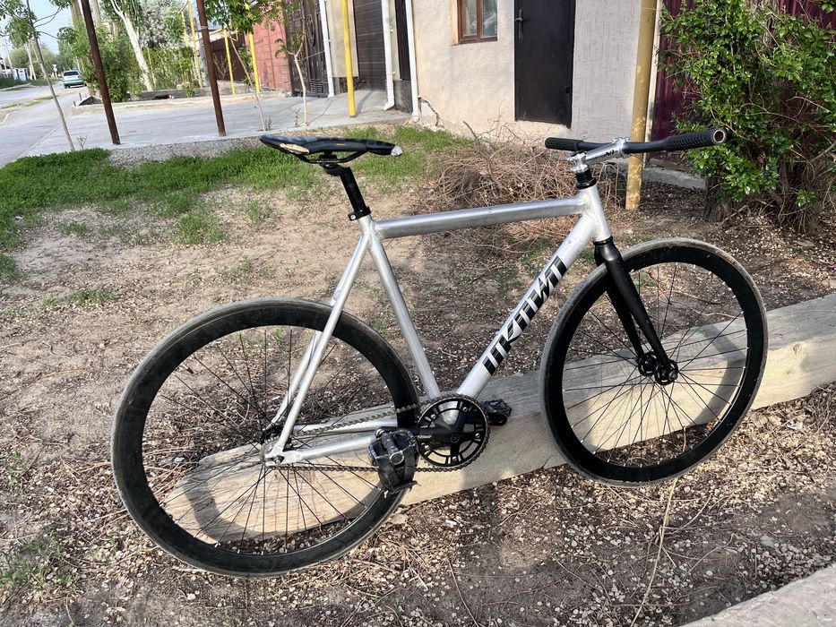 unknown fixed gear байк