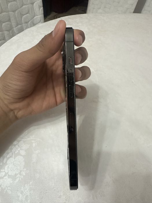 Продам iphone 12pro maks