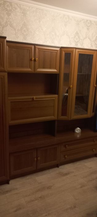 Стенка в отличном состоянии