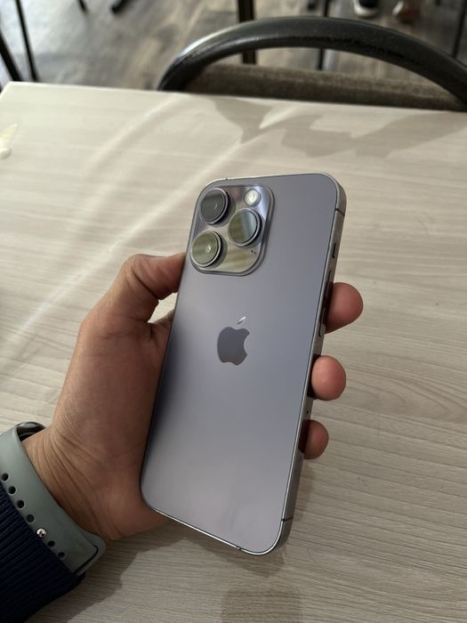 iPhone 14 Pro в хорошем состоянии
