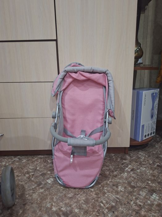 Продам  коляску для куклы.