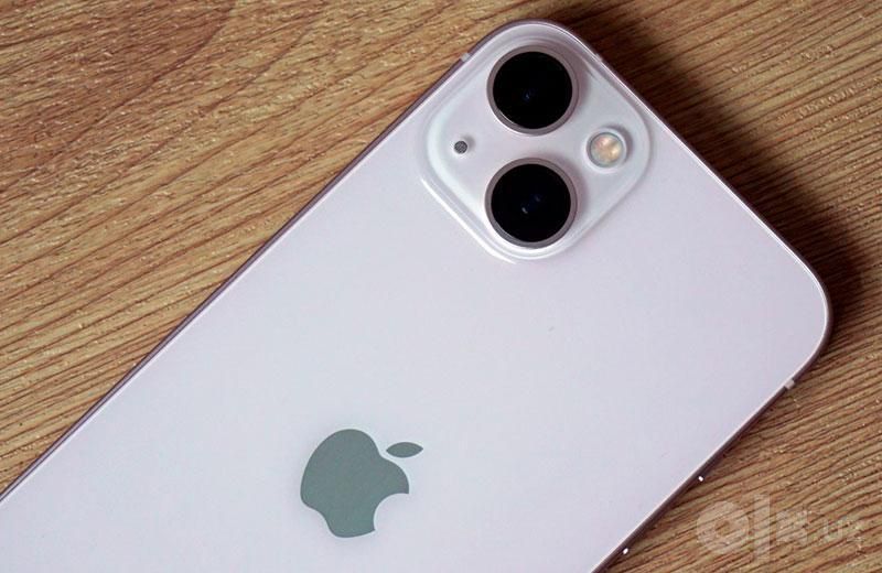 İ phone 13. Yomkost 93%