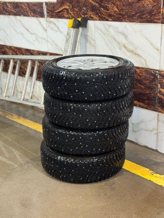 Комплект зимних шины и дисков
