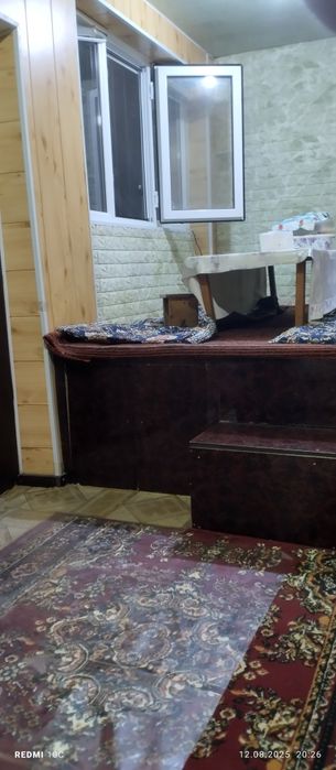 Продам 2 х ком квартиру с ремонтом 1микрорайоне.