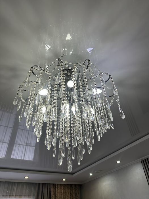 Люстра в гостинную