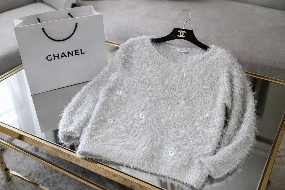 chanel пуловер сив пухкав с дълъг ръкав космат шанел блуза дълъг ръкав
