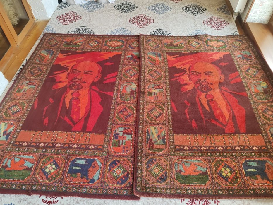 Ковёр с рисунком Ленина два шт