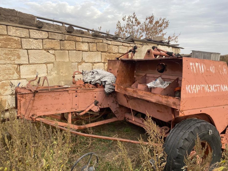 Продам пресподборщик