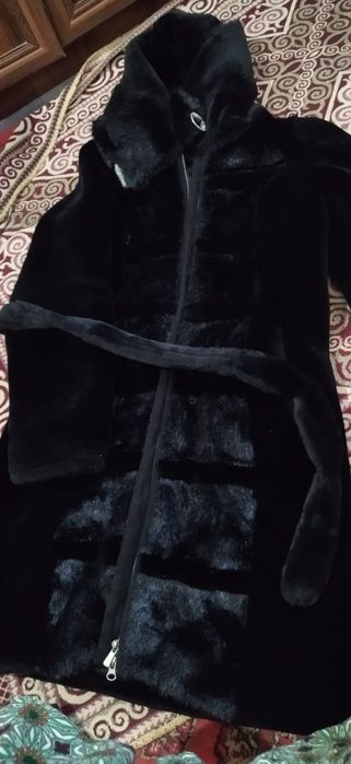 Qisqi kiyimler bar arzan bagada