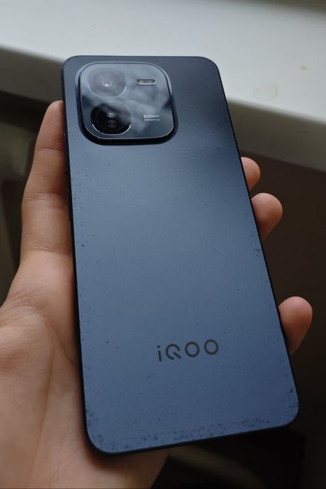 Iqoo z9x CN Version