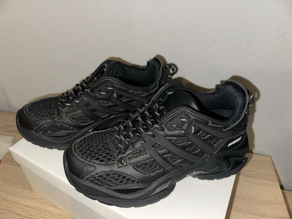 Дамски сникърси Guess Belluna