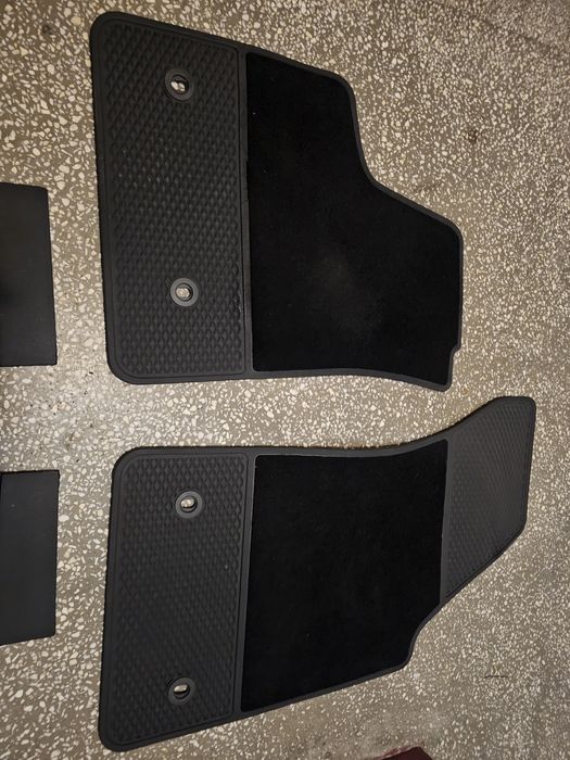 Set covorașe auto Bentley