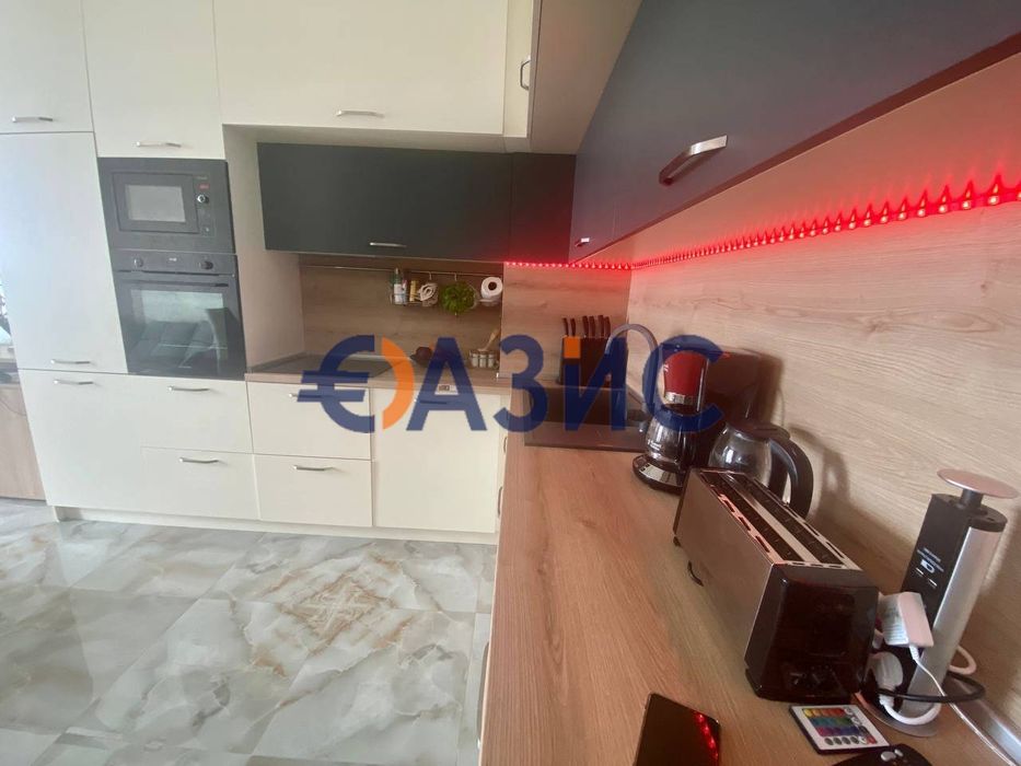 Продава се Тристаен апартамент в Несебър - 115 кв.м за 2084 €/кв.м - Снимка #6