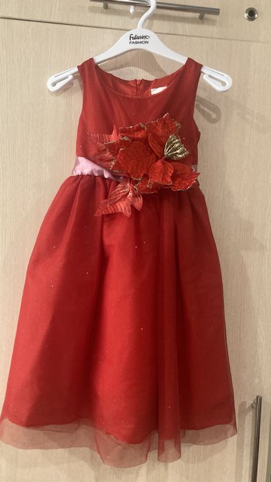 Платья нарядные разные размер