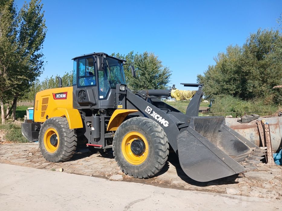 XCMG pogruzga sotiladi 2.1 kuba