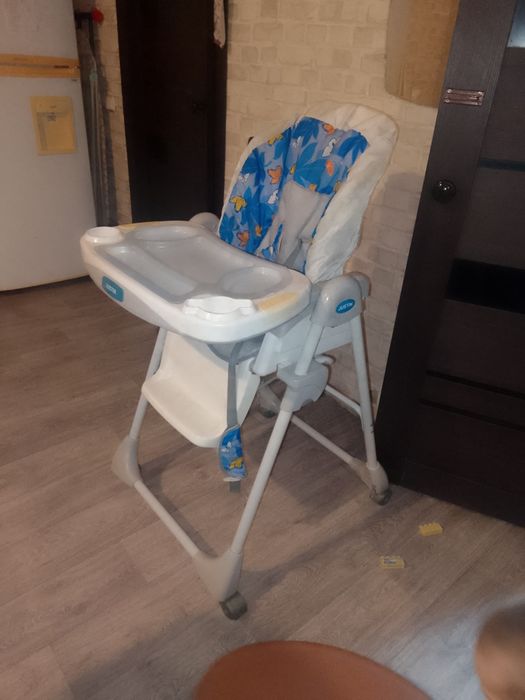 Продам Детский стульчик для кормления