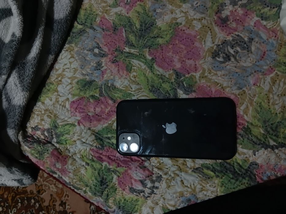 IPhone 11 минус в описании