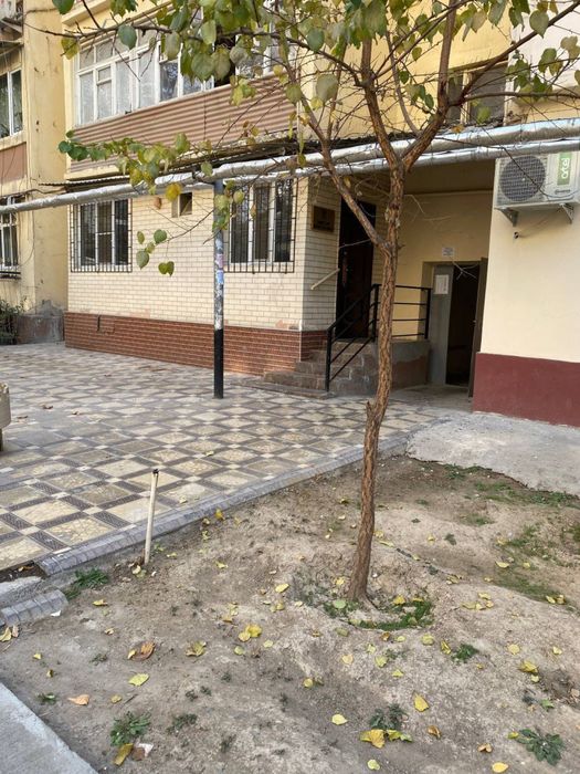 Продается 1 комн квартира на метро Беруний V565