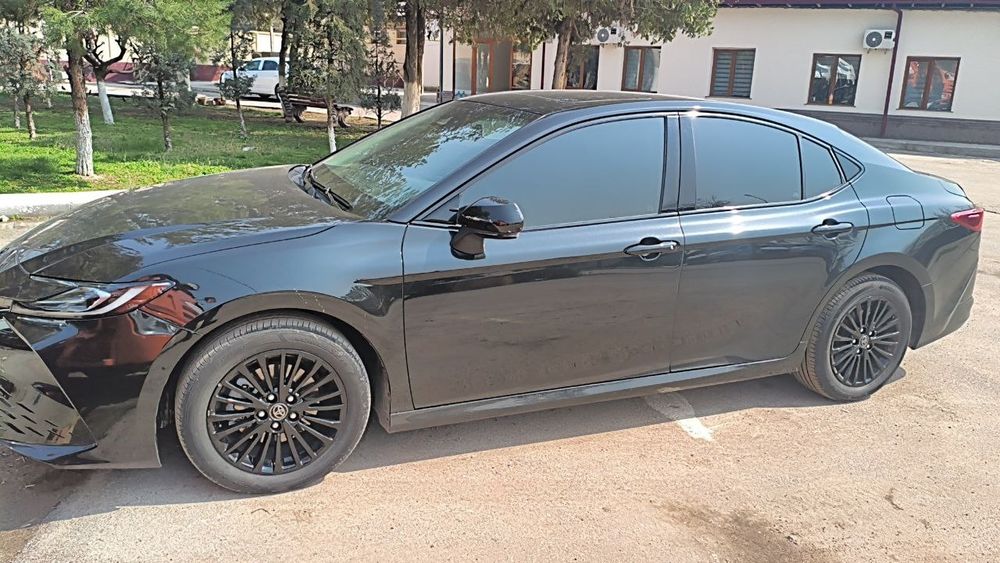 Toyota Camry, 2024 | Гибрид | 24 000 км