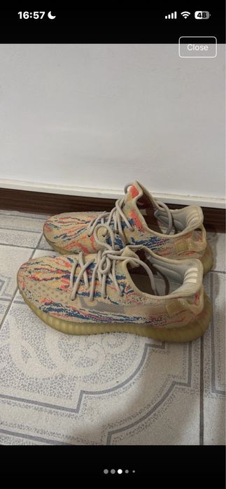 Yeezy 350 mx oat marime 42 used vand/schimb off pe nr de tel/msj