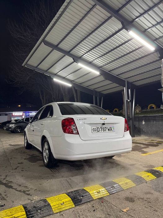 Продается CHEVROLET LASETTI в отличном состоянии, под Жентра.