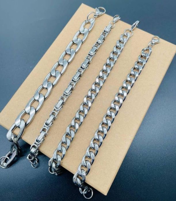 Мужские браслеты