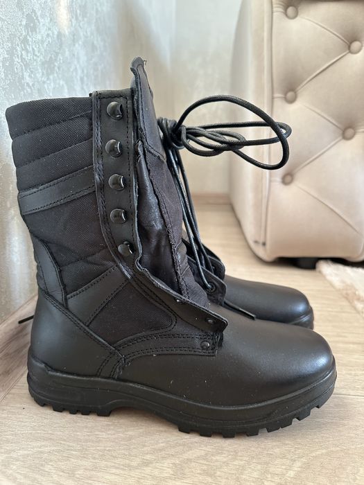 Продам летние берцы