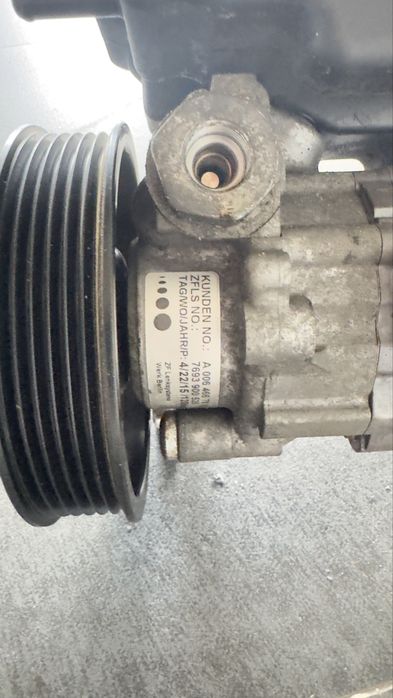 Насос ГУРа на Мерседес Спринтер