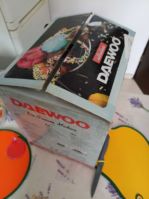 Aparat de făcut înghețată Daewoo Ultraline