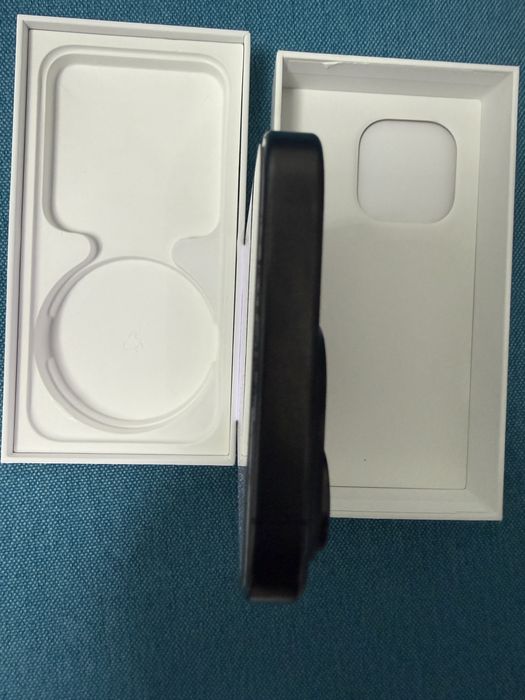 Iphone 15 PRO Black Titanium , 256 Gb