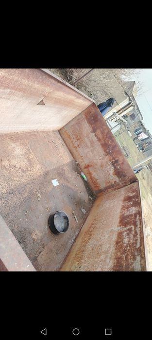 Бак большой в нормальной состоянии
