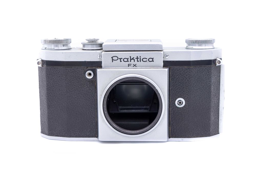 Aparat foto film Praktica FX montura M42 ( doar corp)