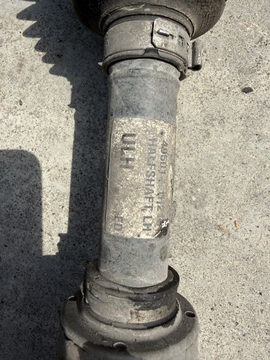 Лява и дясна полуоска за Kia Soul – 1.6 CRDi (D4FB)