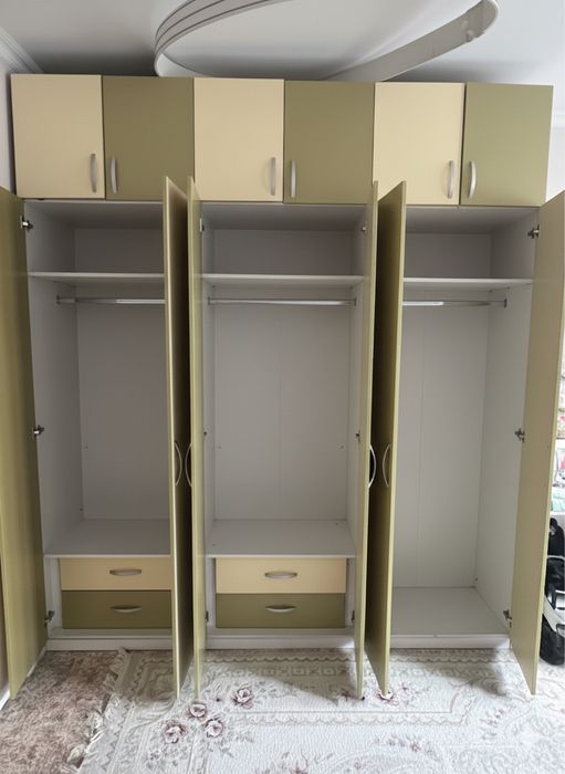 Шкаф для спальной и детской