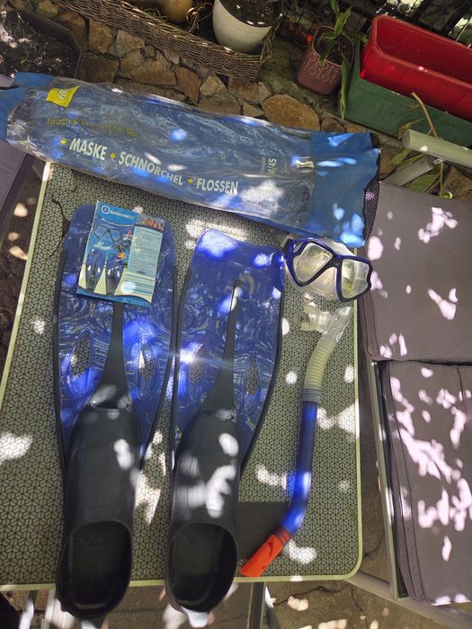 Комплект за плуване-гмуркане