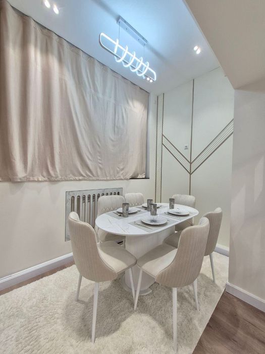 Продаётся 3 комнатная квартира ремонт Юнус Раджабий метро Космонавтов