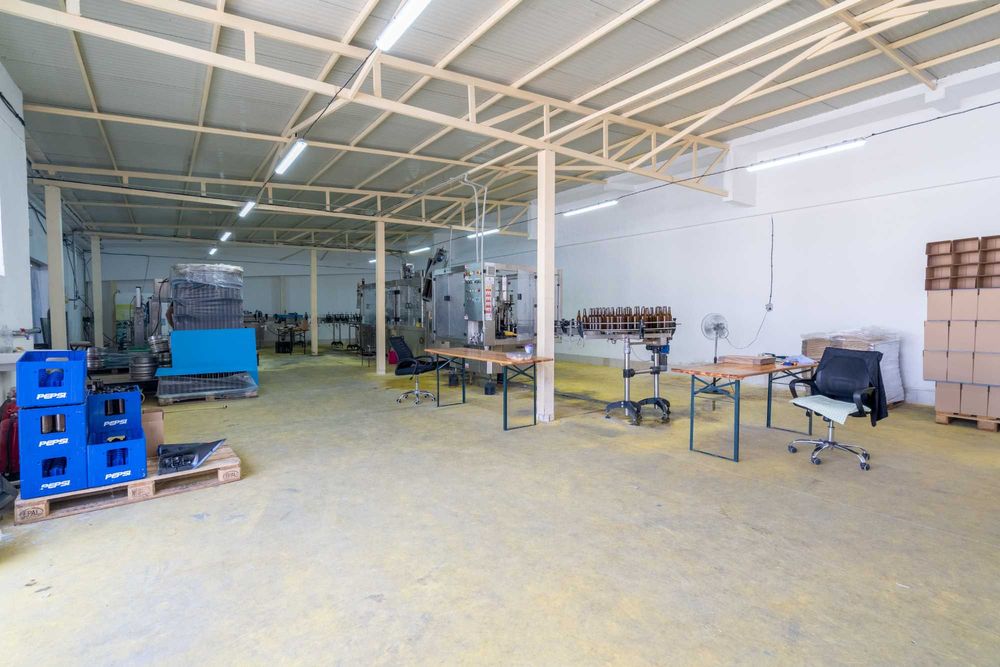 Дава се под наем Промишлена сграда в с. Йоаким Груево, Област Пловдив - 1400 кв.м за 2295 € - Снимка #17